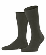 FALKE Herren Socken - Airport, Kurzstrumpf, Freizeit- und Business-Socken, Unifarben