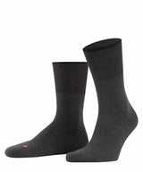 FALKE Unisex Sportsocken - Run, Freizeitsocken, unifarben